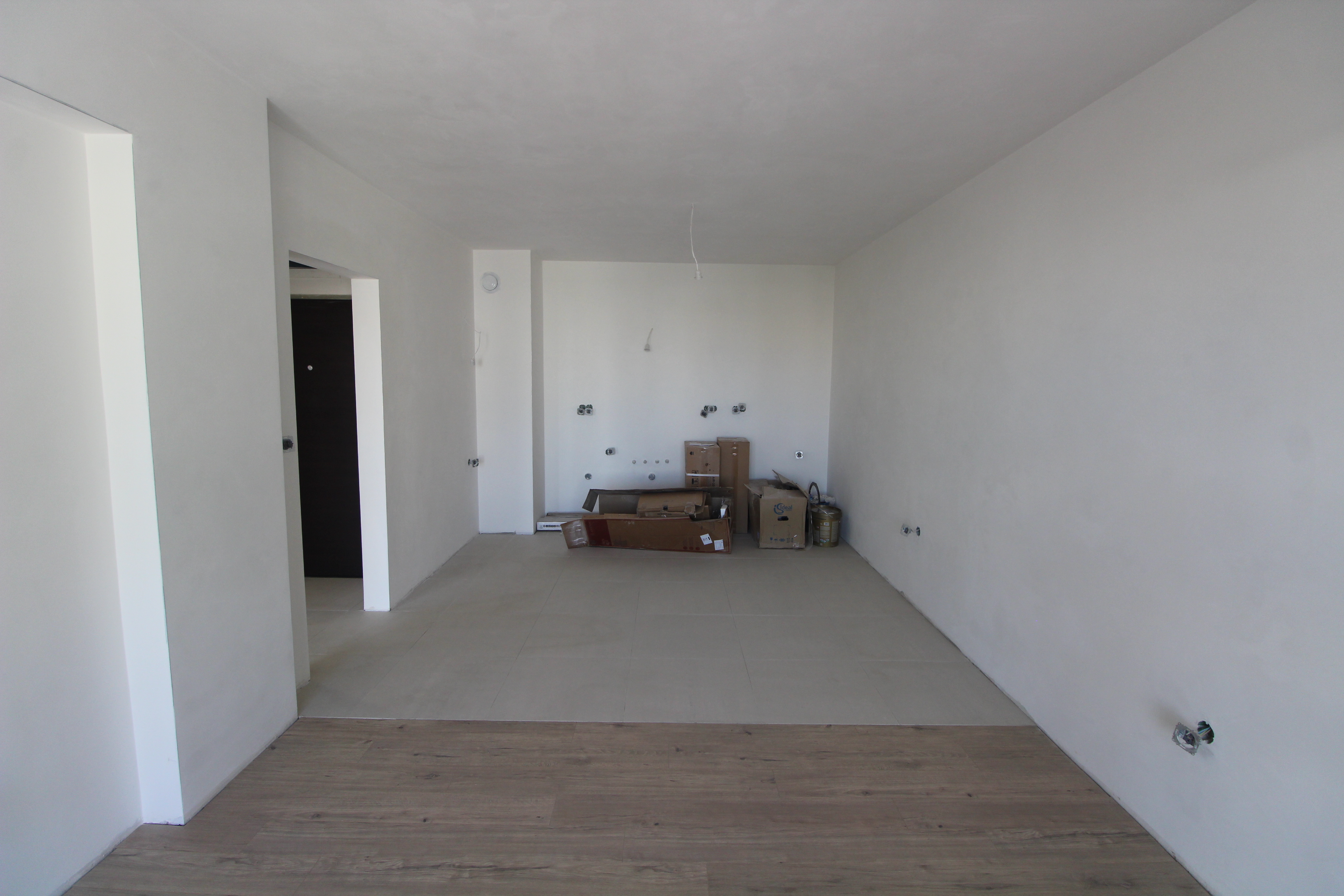 Продава 2-стаен апартамент, кв.Дървеница