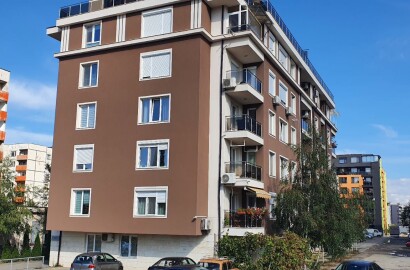 Продава 2-стаен апартамент
